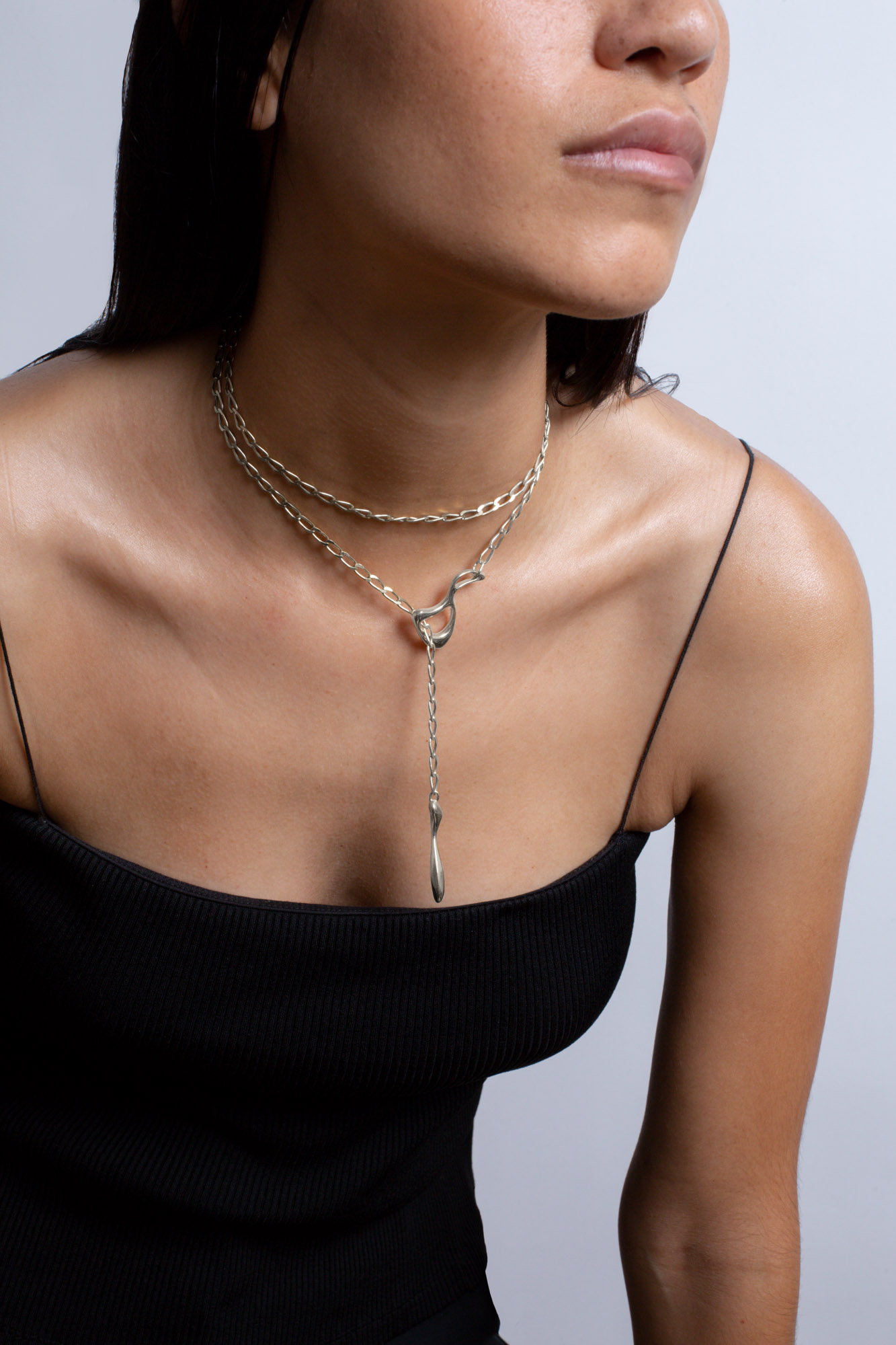 Julia Bartsch jewellery drop logo necklace silver model 2