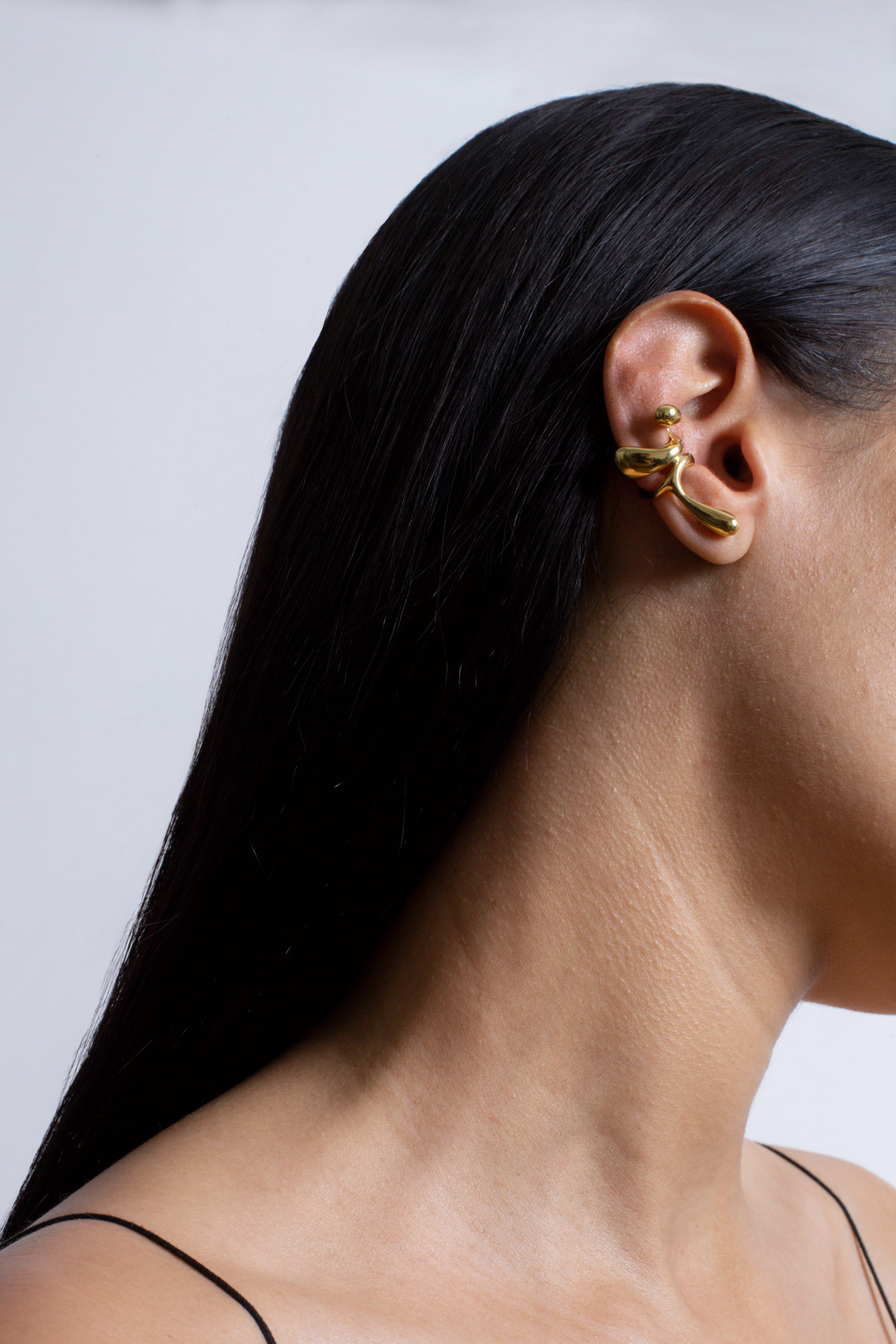 Julia Bartsch jewellery small earcuff gold vermeil model 6